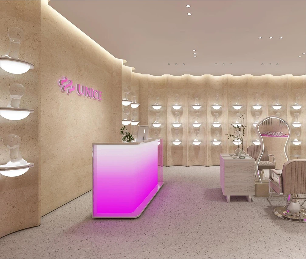 UN-store-display-02